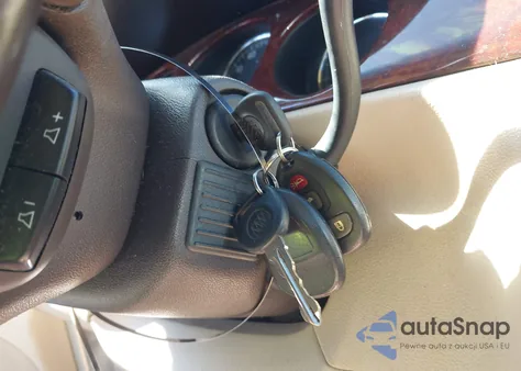 2008 Buick Lucerne Cxl z USA, uszkodzony, nr VIN 1G4HD57218U193898